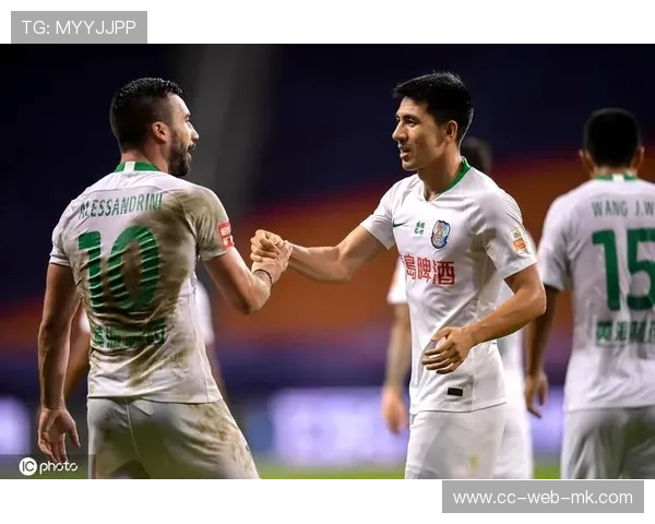 中超球队流畅传控与推进练习:打造竞技场上的节奏大师 中超球队流畅传控与推进练习:打造竞技场上的节奏大师