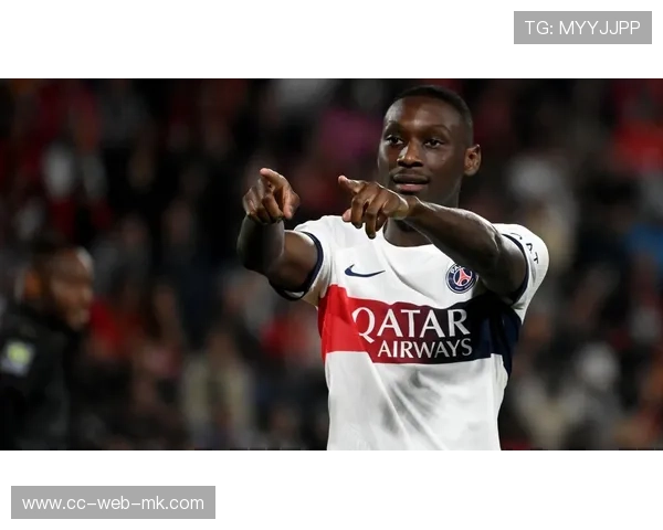 尤文图斯迎来引援新风向：租借+回购战略开启重建新篇章