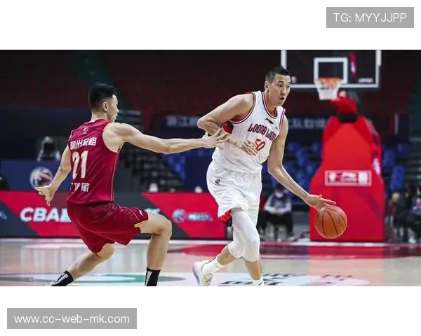 浙江队战术执行力极强，多次顺利完成推进