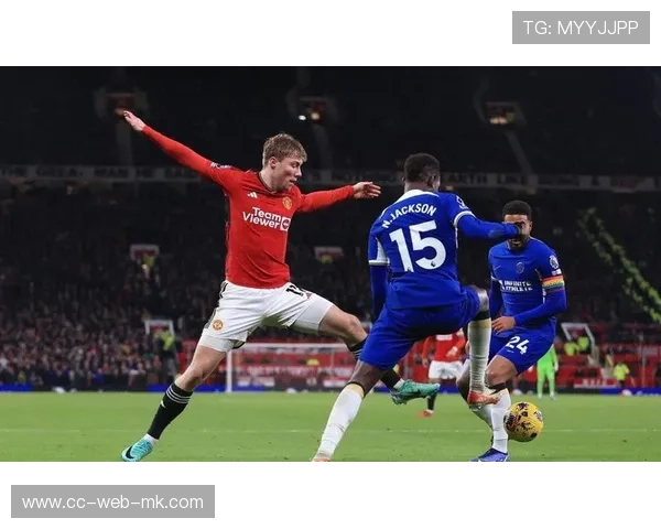 切尔西中场转换速度快造成对方防线混乱——从场上现象到训练落地的全貌 切尔西中场转换速度快造成对方防线混乱——从场上现象到训练落地的全貌