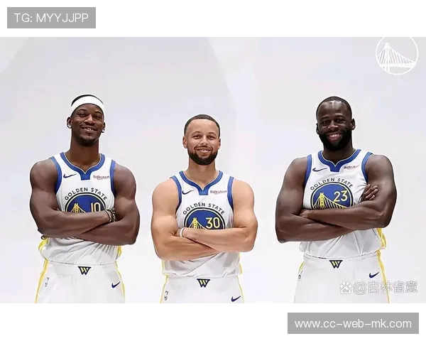 勇士临场调整：外线跑位与掩护默契度上升