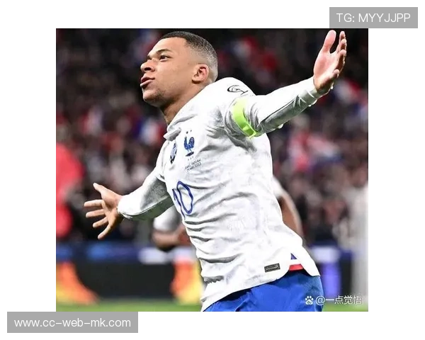 拜仁穆西亚拉灵巧穿裆过人抽射建功,全场惊叹 拜仁穆西亚拉灵巧穿裆过人抽射建功,全场惊叹